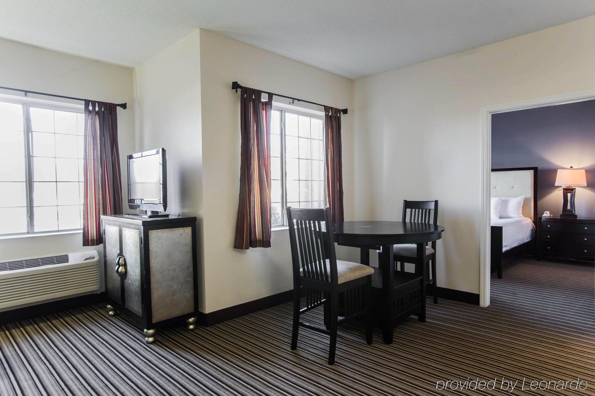 Candlewood - - Arrowood By Ihg 2* Charlotte