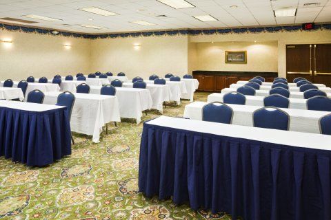 Hotel Airport By Ihg