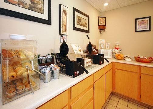 Candlewood - - Arrowood By Ihg Charlotte