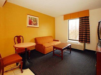 Wyndham Garden Airport Southeast Hotel 3*