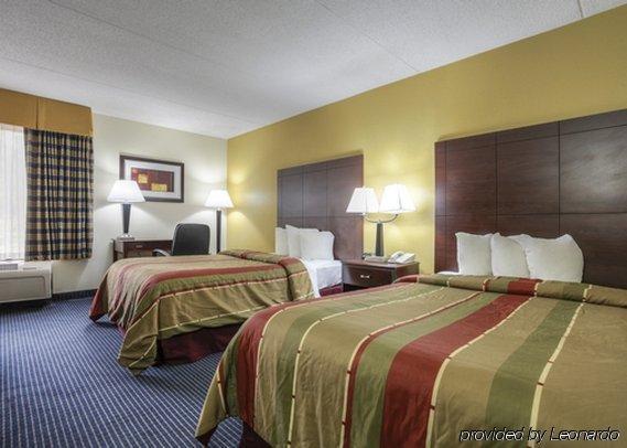 Wyndham Garden Airport Southeast Hotel