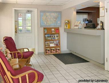 Super 8 By Wyndham Downtown Area Motel Charlotte