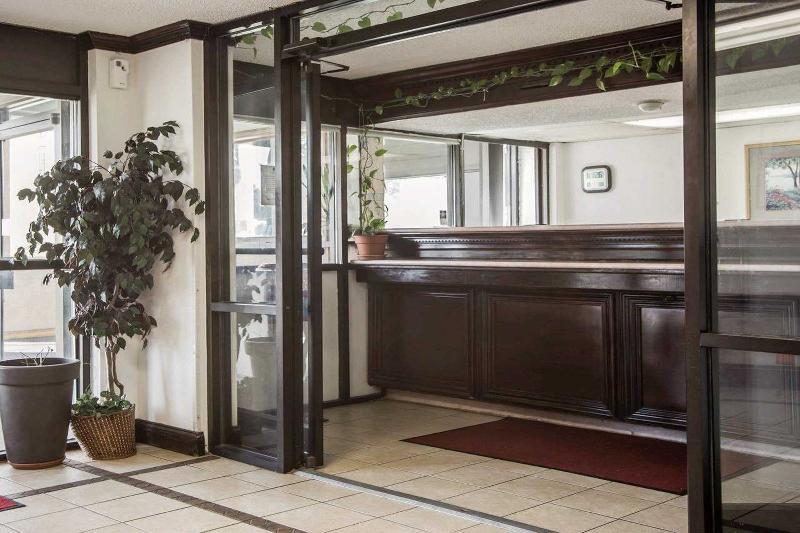 Quality Airport-near Uptown