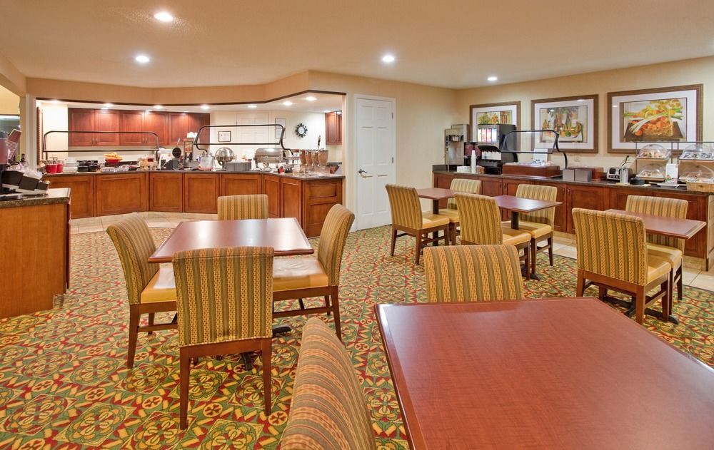 Vivo Living Hotel