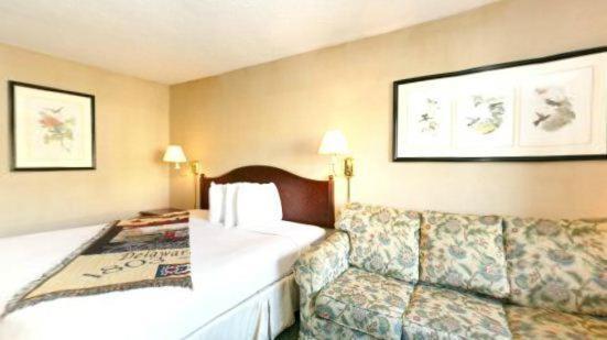 Econo & Hotel