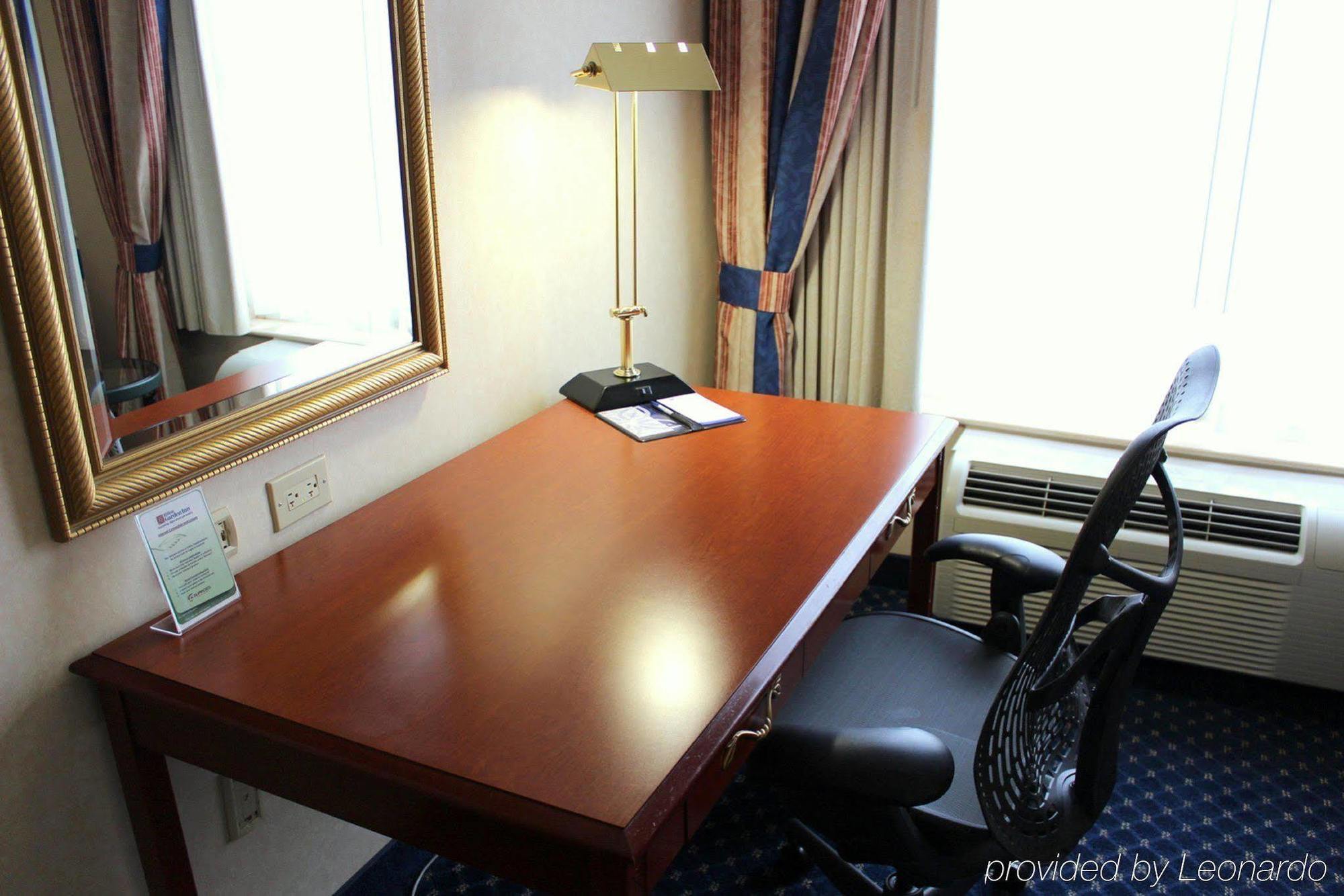 Hilton Garden Uptown Hotel Charlotte