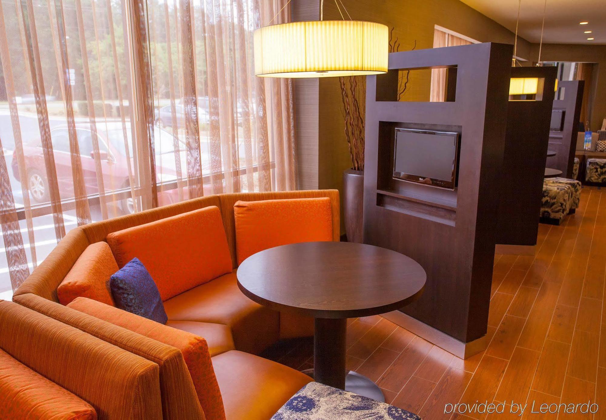 Courtyard By Marriott Charlotte Airport Loso 3*