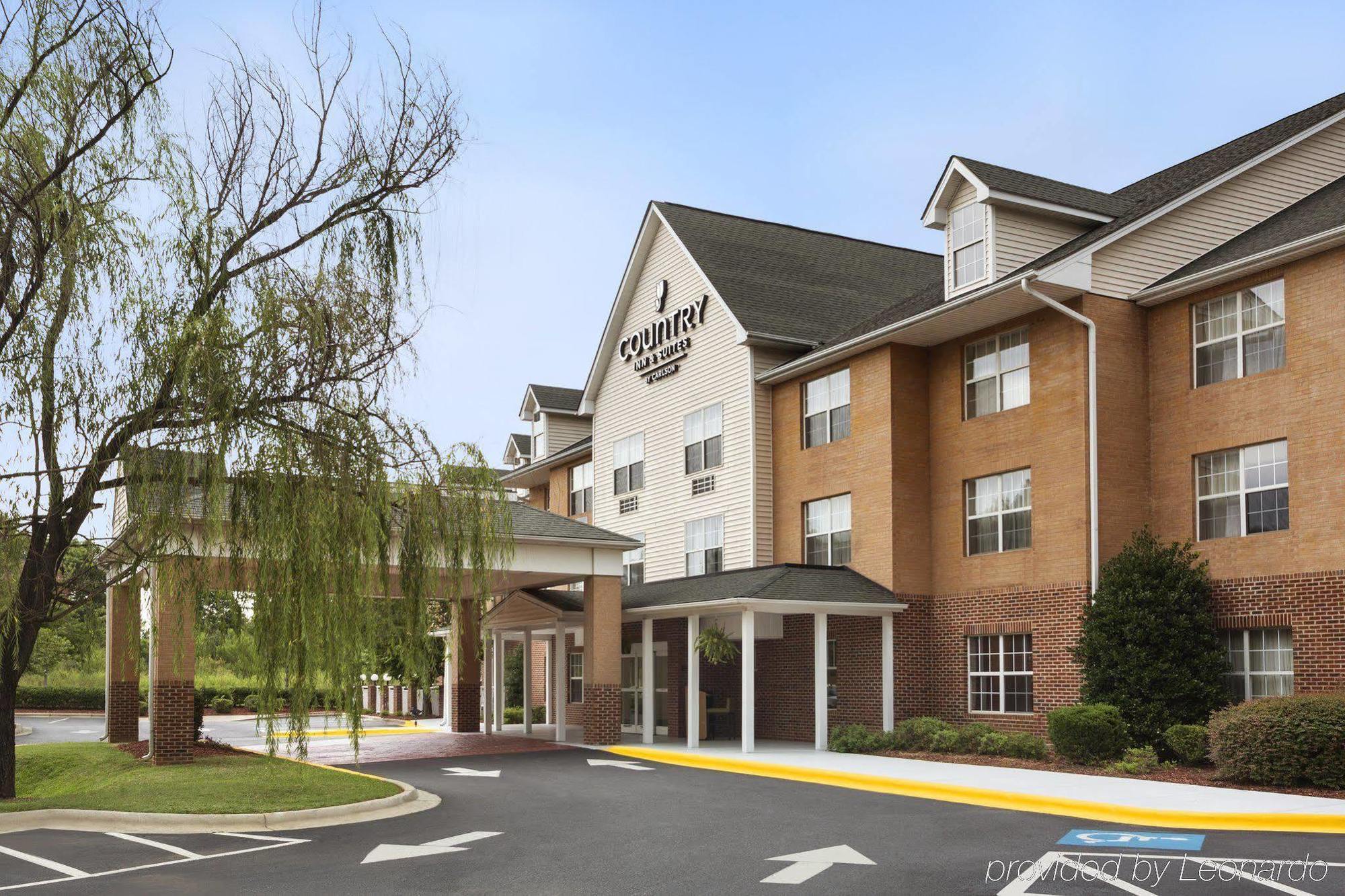 Country & By Radisson, Place, Nc Hotel Charlotte