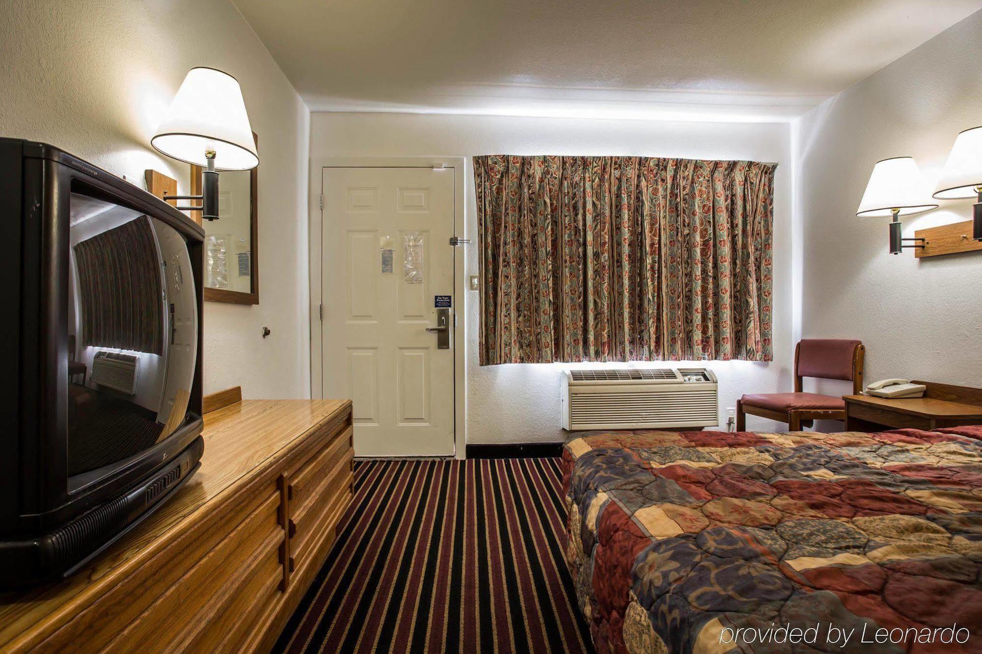 Rodeway Hotel Charlotte