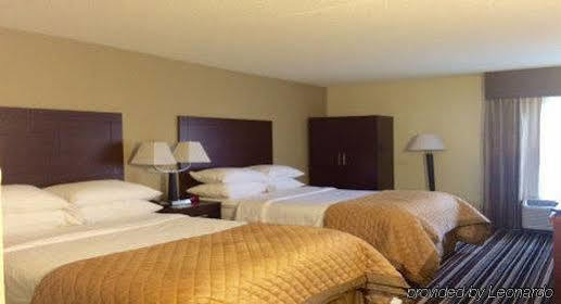 Hotel Wyndham Garden Airport Southeast
