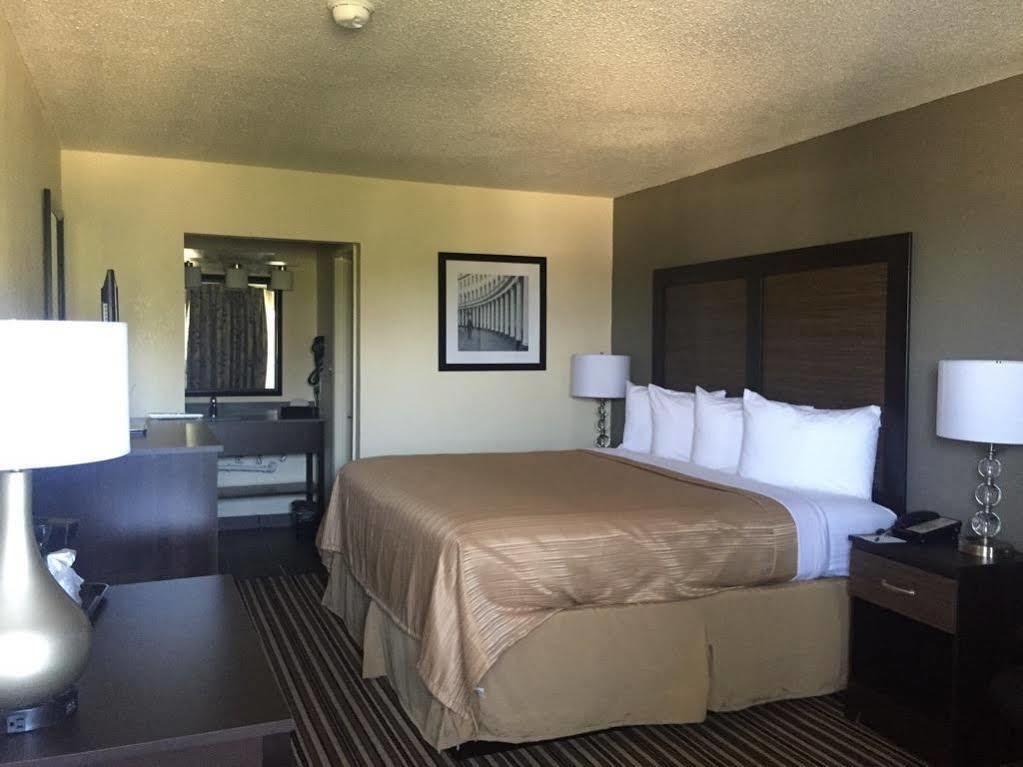 Sweet & Extended Inn Charlotte