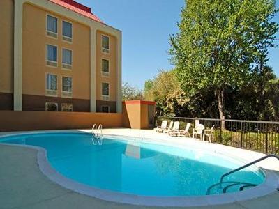Hotel Wyndham Garden Airport Southeast