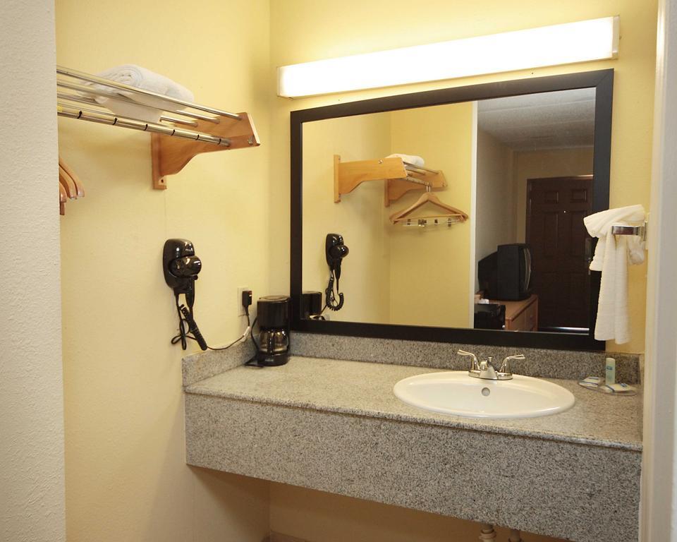 Hotel Rodeway Downtown Charlotte