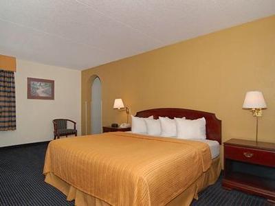 Wyndham Garden Airport Southeast Hotel 3*