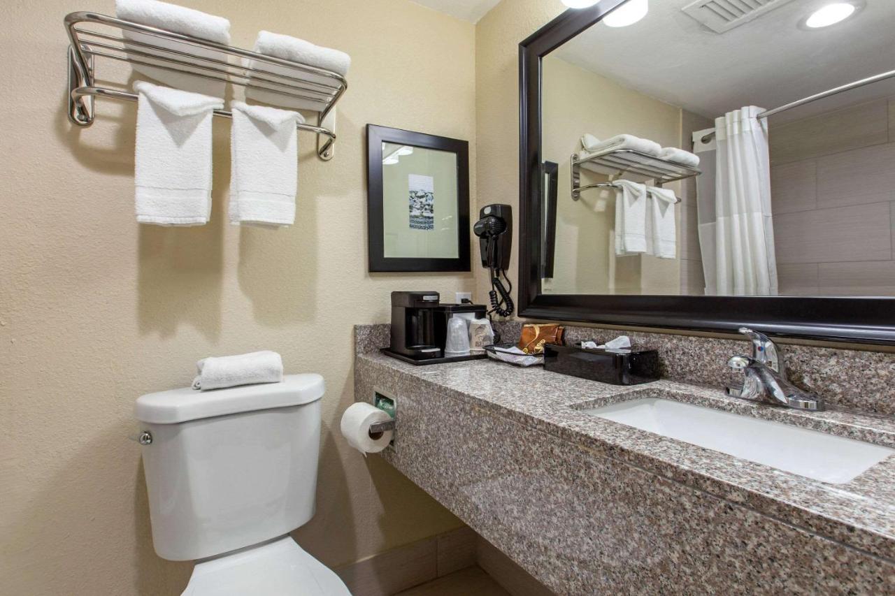 Hotel Quality Airport-near Uptown Charlotte