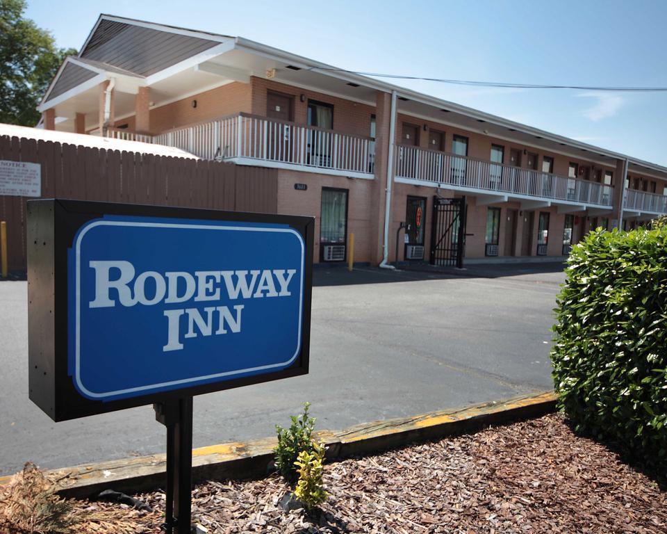 Rodeway Downtown Hotel 2*