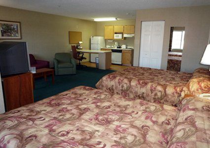 Candlewood - - Arrowood By Ihg Hotel 2*