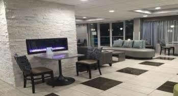 Wyndham Garden Airport Southeast Hotel Charlotte