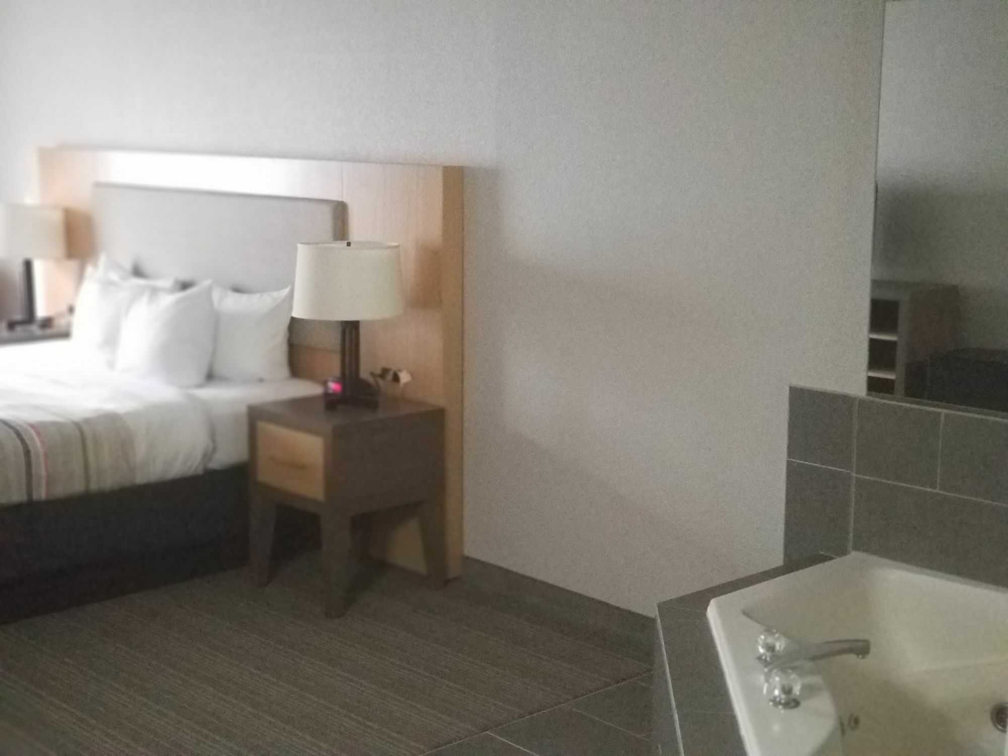 Country & By Radisson, Place, Nc Hotel