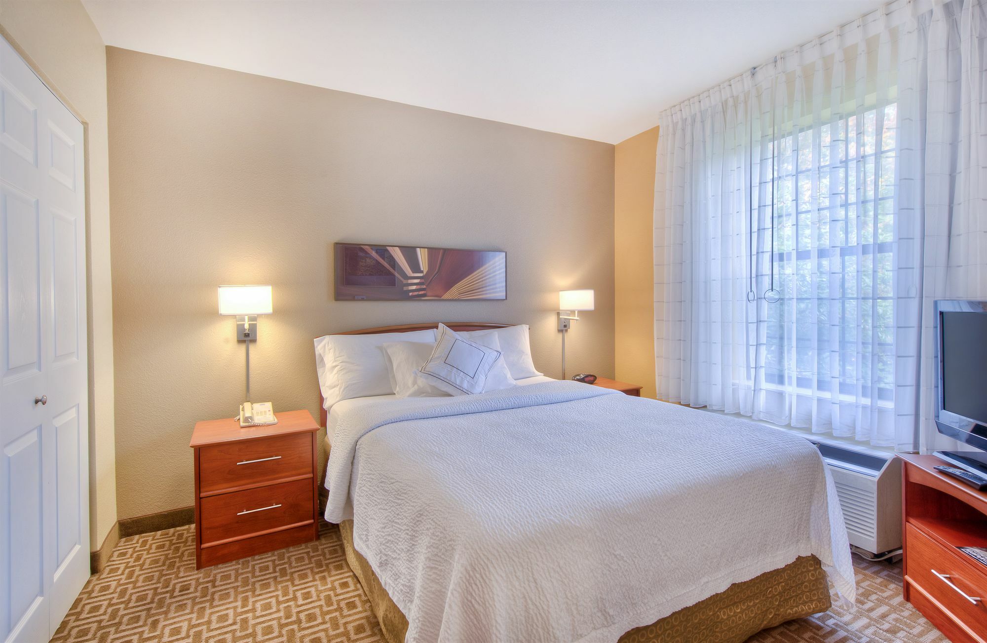 Towneplace By Marriott Univ. Research Park Hotel 2*