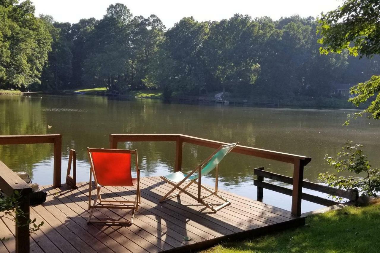 Holiday home Boho By The Water! 1750sqft - Fishing & Sleeps 10! *