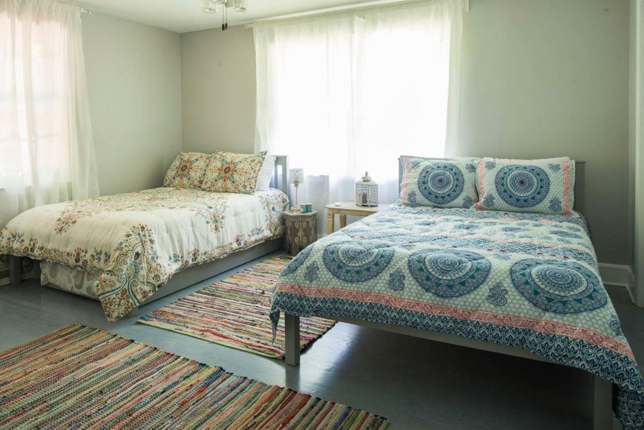 Boho By The Water! 1750sqft - Fishing & Sleeps 10! * Charlotte