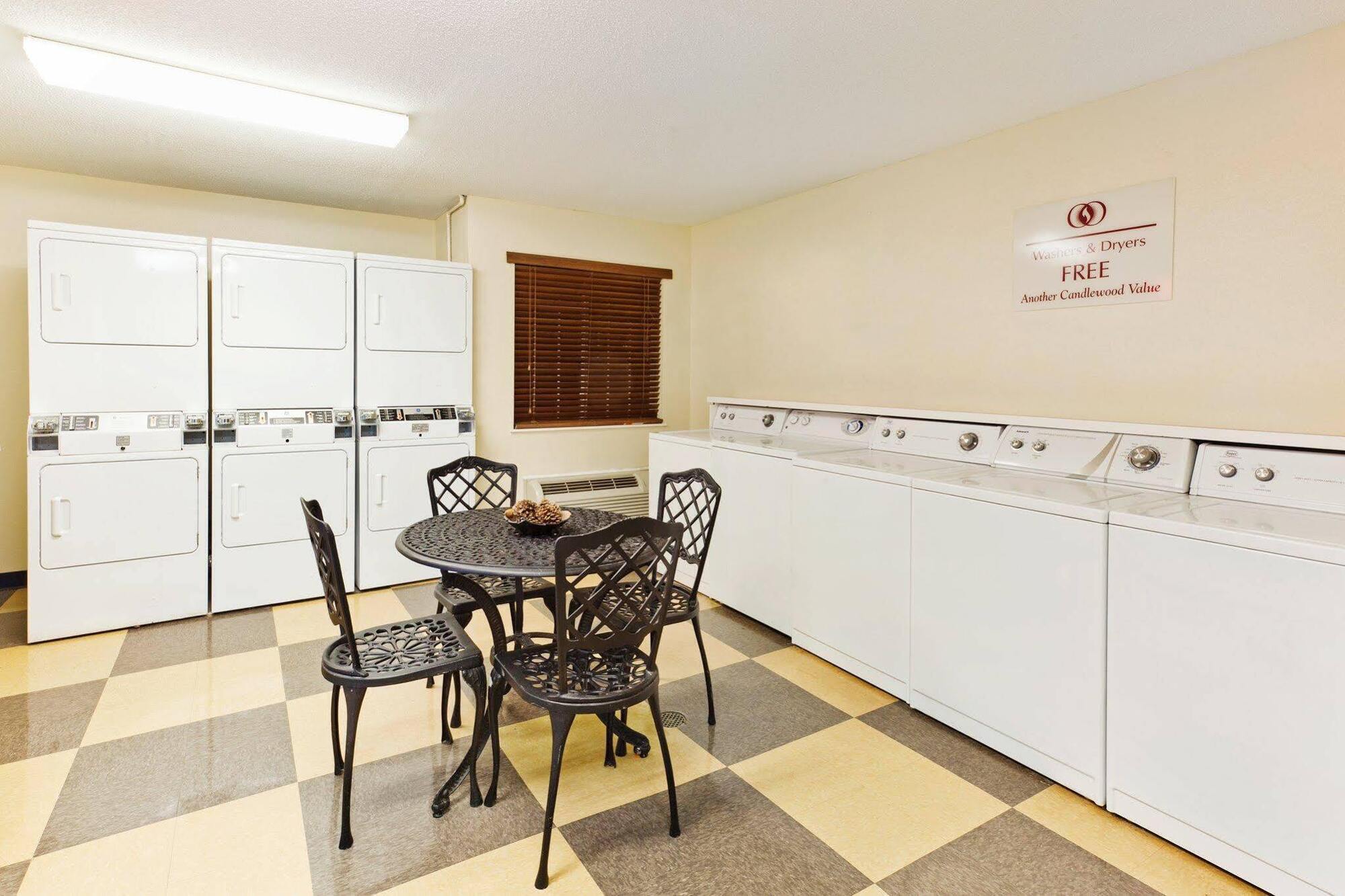 Sonesta Simply Hotel